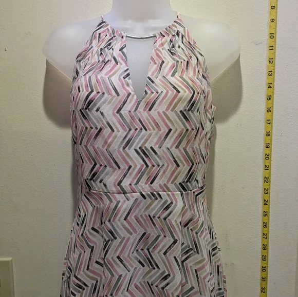 White House Black Market Chevron Maxi Dress in Pink, Blue, and White Size 2p - Picture 3 of 10